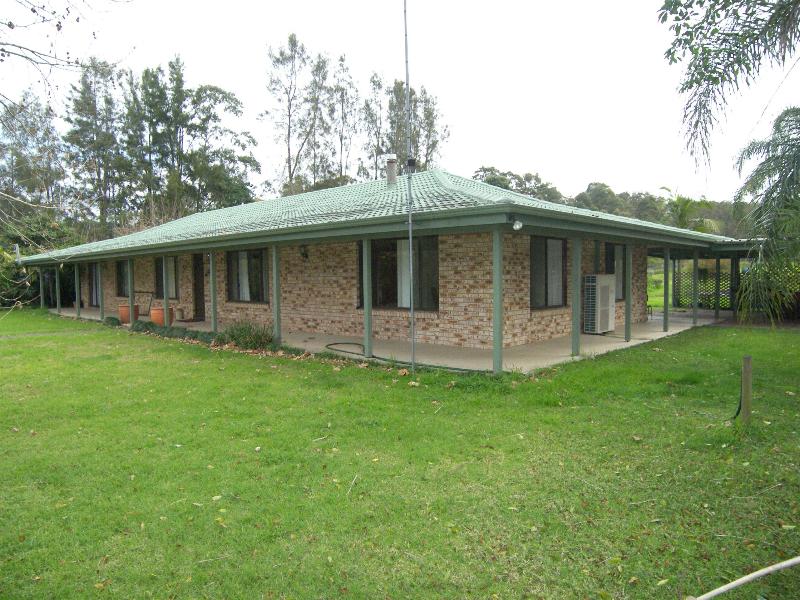 LIVE THE DREAM Picture 1