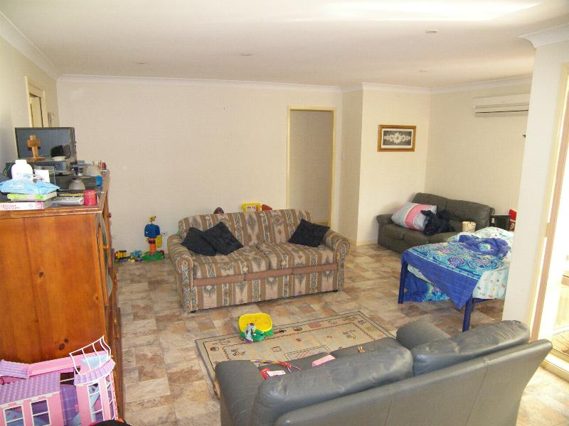 RESIDENTIAL PROPERTY WITH BENEFITS Picture 3