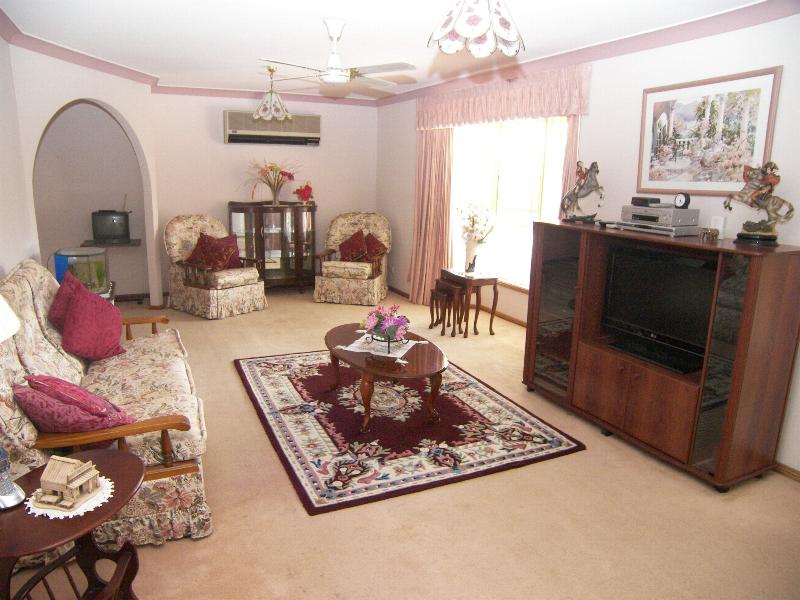 TIME TO RELAX Picture 2