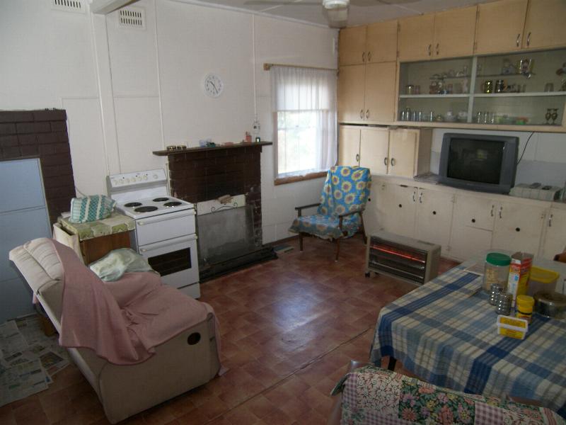 COSY COTTAGE Picture 2