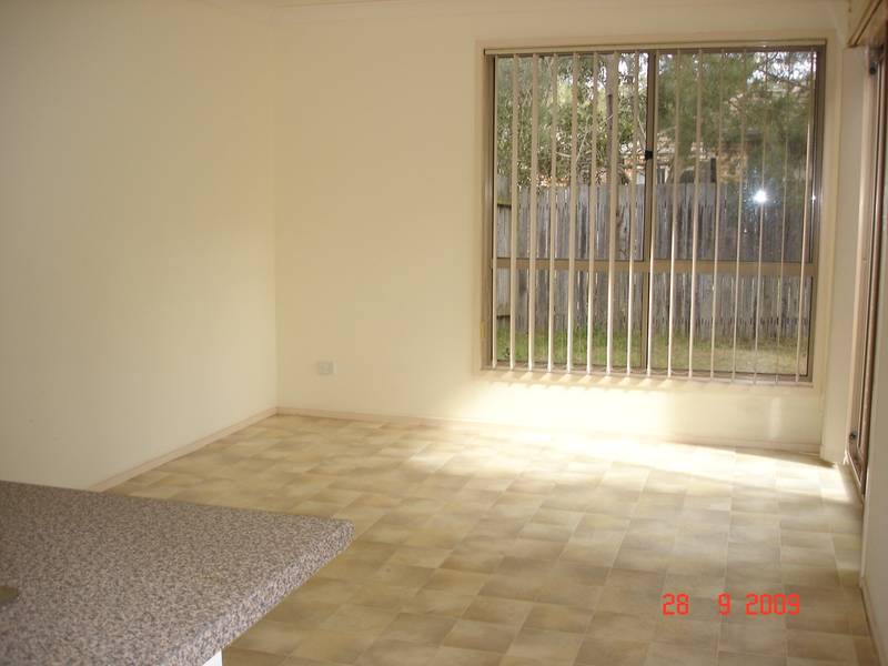 2/8 Richmond Mews, Mardi Picture 3