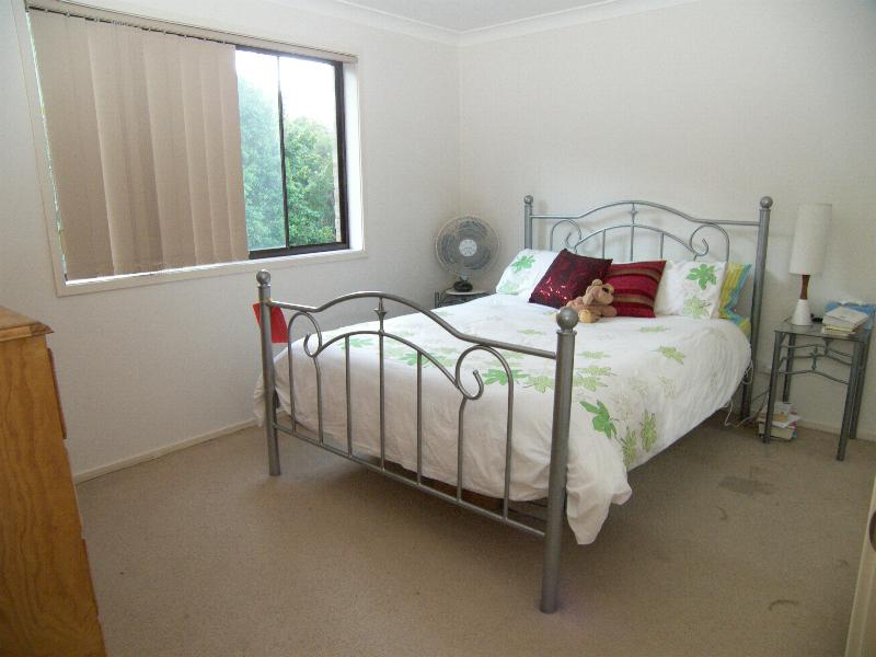 GREAT PRIVATE TOWNHOUSE Picture 3