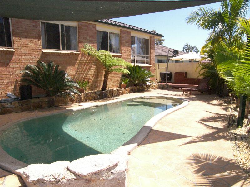 RESORT STYLE LIVING Picture 2