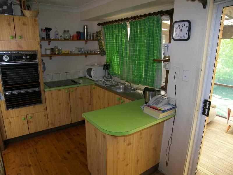 GET INTO THE MARKET Picture 2