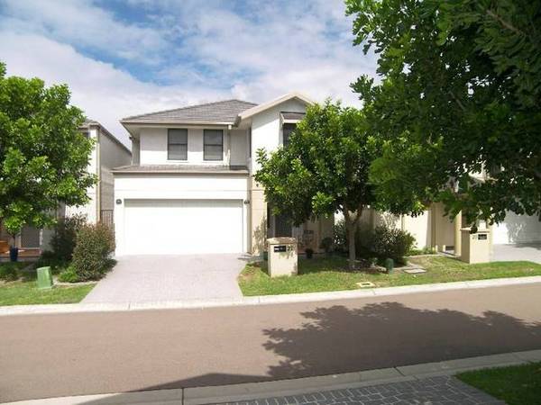 CAPTIVATING HOME Picture 1