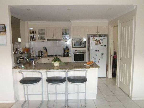 CAPTIVATING HOME Picture 3