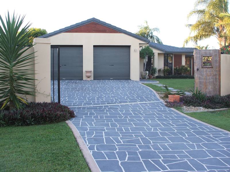 MODERN & STYLISH Picture 1