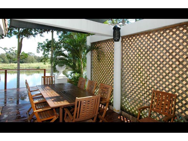 CONTRACT COLLAPSED - PRICE REDUCED - URGENT SALE Picture 2