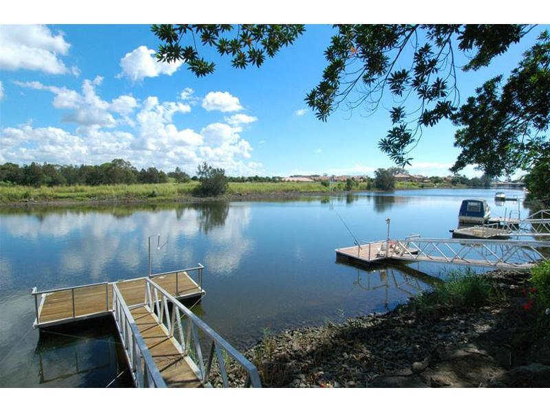 CONTRACT COLLAPSED - PRICE REDUCED - URGENT SALE Picture 1