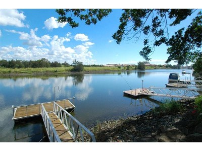 CONTRACT COLLAPSED - PRICE REDUCED - URGENT SALE Picture