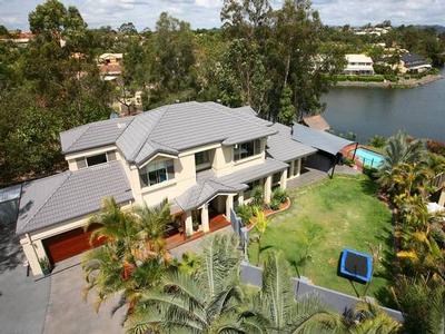 Fantastic Family Entertainer! Picture Fantastic Family Entertainer! Picture