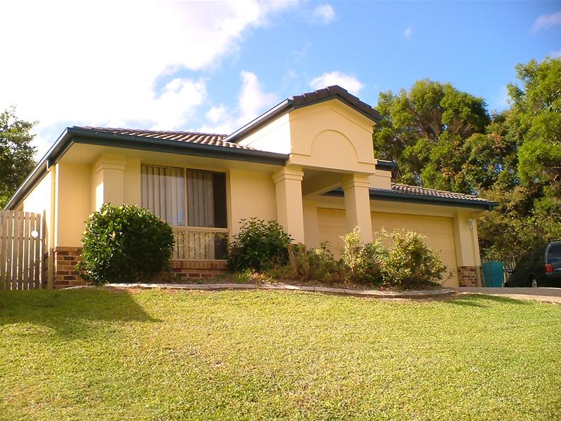 A HOUSE WITH ALL THE TICKS! First Home Buyers - take note Picture 1