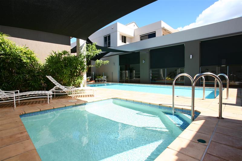 CORPORATE RESORT STYLE
PRESTIGE GOLF COURSE VIEWS Picture 2