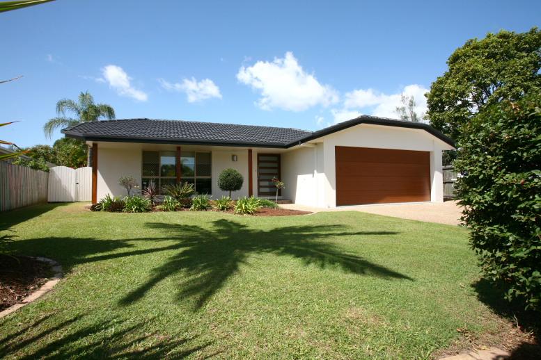 BIG 4 BEDROOM HOME AND ONE THAT TICKS ALL THE BOXES Picture 2