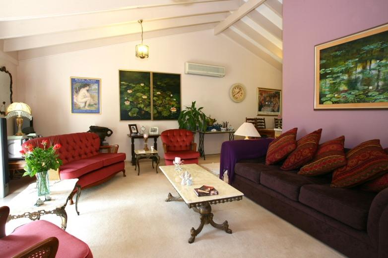 ATTENTION FIRST HOME BUYERS / ASTUTE INVESTORS Picture 2