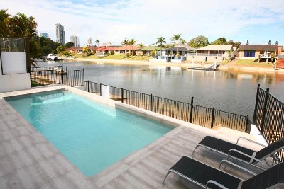 SLEEK CONTEMPORARY ENTERTAINER ON WATER Picture