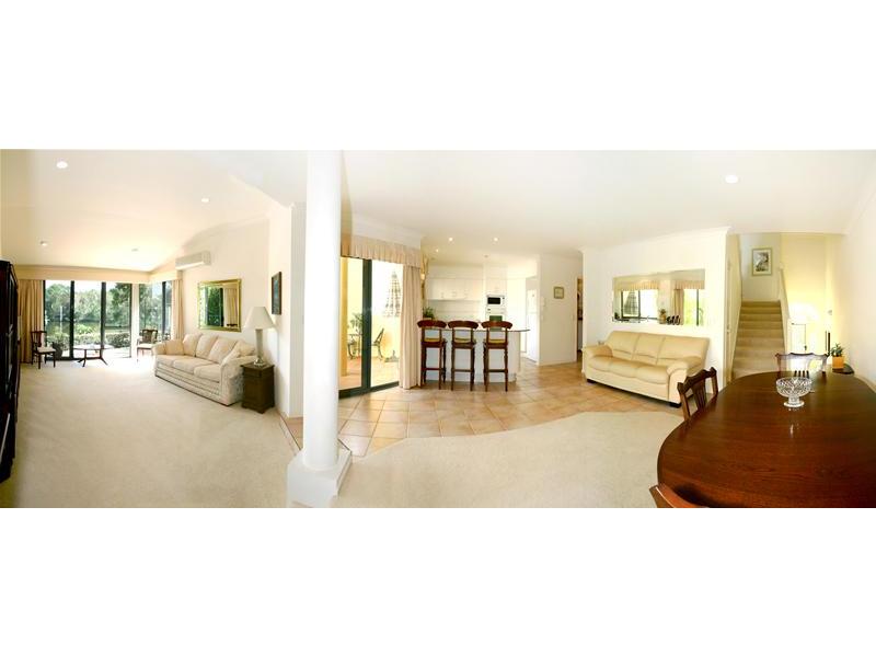 SUSTANTIAL REDUCTION - MOTIVATED SELLER!!! Picture 1