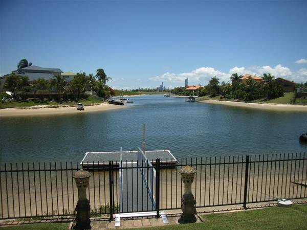 Views to Surfers - Main River Access !!! Picture 1