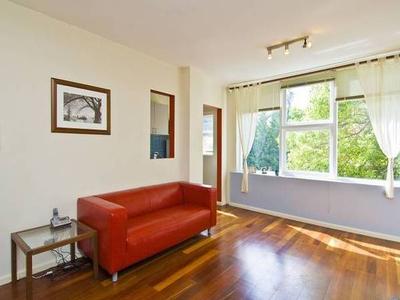 Chic Renovated Apartment in Outstanding Setting Picture