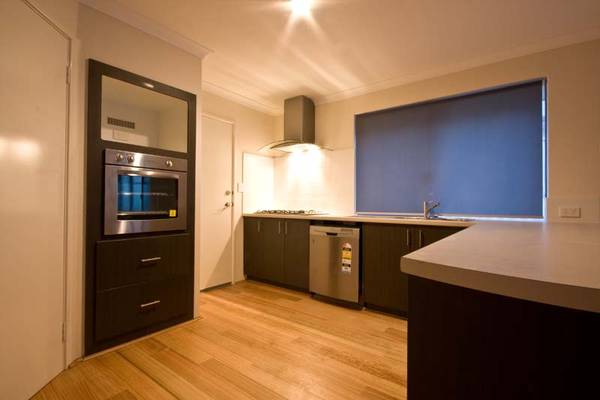 BRAND NEW HOME...WHY BUILD WHEN IT'S ALREADY BEEN DONE FOR YOU? Picture