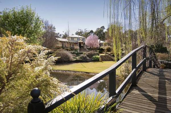 Berea - A World Class Country Estate Picture