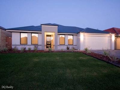 SPACIOUS...IDEAL...FAMILY HOME Picture