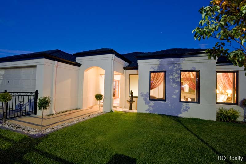 Glamour and Grand Design!
- Price Pounce! - *Congratulations! Picture