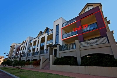 NEW TO MARKET Picture