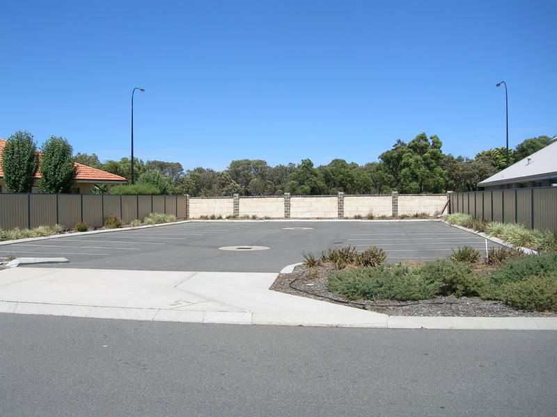 MAKE YOUR DREAM COME TRUE - HUGE 657SQM BLOCK Picture 1