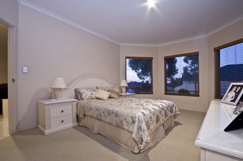 UNBEATABLE VALUE!!! THE SEARCH IS OVER... Picture 2