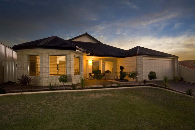 UNBEATABLE VALUE!!! THE SEARCH IS OVER... Picture 1