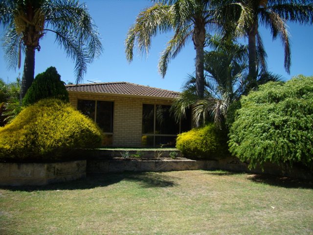 NEW LISTING - WONT LAST LONG!! Picture 1