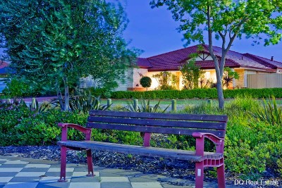 MOVING ON?
MOVE RIGHT IN! Picture