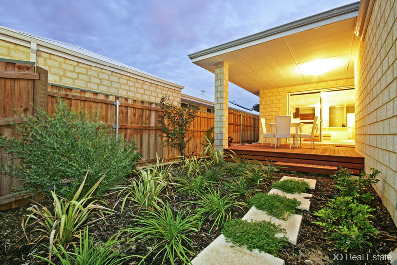 SECOND CHANCE Picture 3