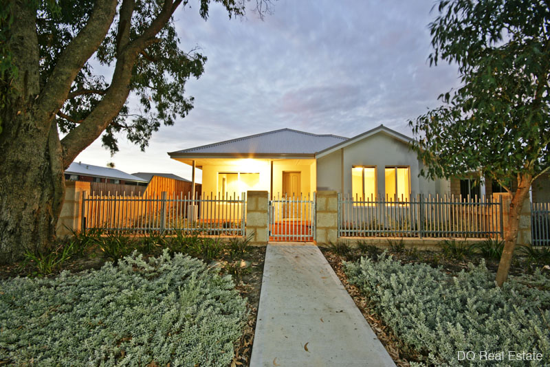 SECOND CHANCE Picture 1