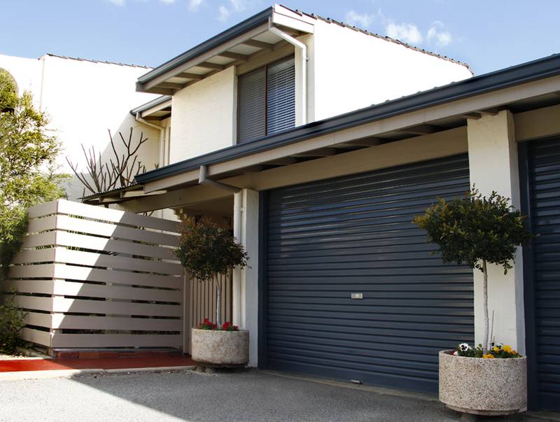 HOME OPEN CANCELLED - UNDER OFFER Picture 1