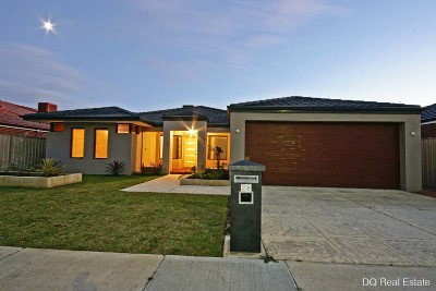 PICTURE PERFECT WITH FANTASTIC STREET APPEAL!! - HOME OPEN CANELLED - UNDER OFFER Picture