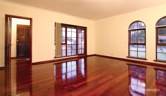 UNDER OFFER, UNDER OFFER, UNDER OFFER! Picture 2