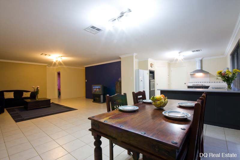 IT'S ALL HERE... EVERYTHING YOU HAVE BEEN LOOKING FOR IN A HOME...INCLUDING A SPARKLING BELOW GROUND POOL. Picture 3