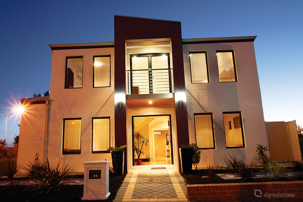 UNDER OFFER! UNDER OFFER! UNDER OFFER! Picture 2