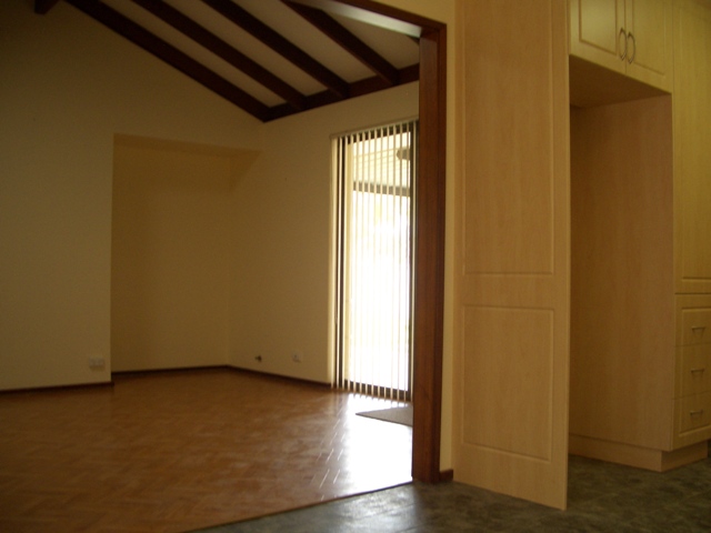 New To Market - Close To Schools and Amenities! Picture 2