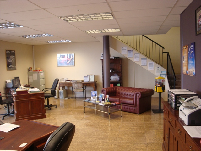 FOR LEASE - Auto, Wholesale or Distribution
$48,000pa+VOG+GST Picture 2