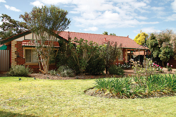 UNDER OFFER, UNDER OFFER, UNDER OFFER! Picture 1