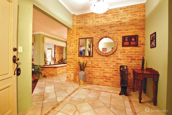 INSPIRED COASTAL LIVING Picture 3