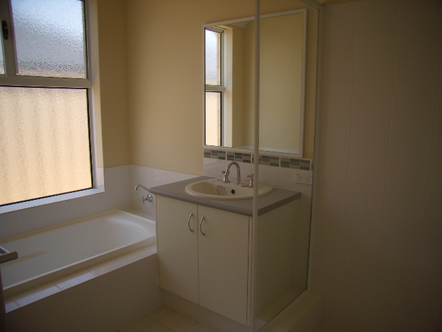 Brand New 4x2 home - Viewing Essential Picture 3