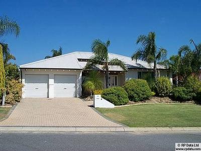 Fantastic Four Bedroom Home Picture Fantastic Four Bedroom Home Picture