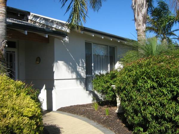 Fantastic Four Bedroom Home Picture 2