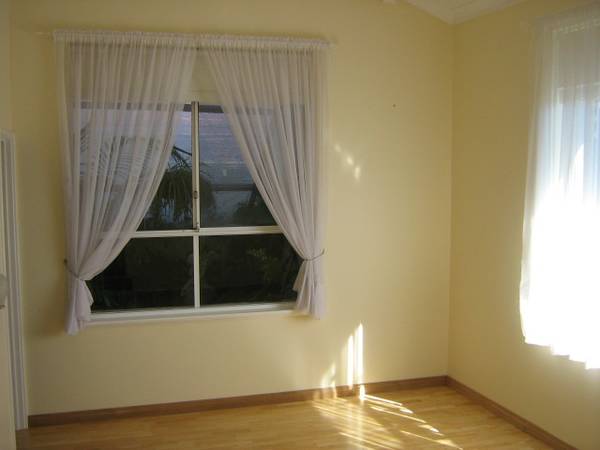 Fantastic Four Bedroom Home Picture 3