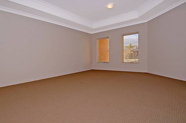 Perfect Floor Plan Picture 3