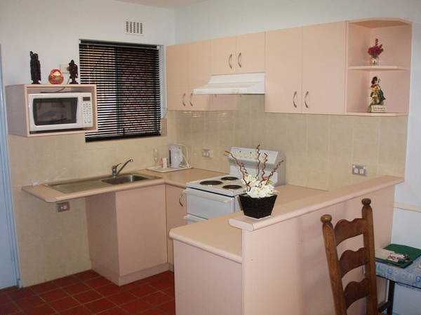 Why rent? You can get this secure apartment which will give you freedom! Picture 2